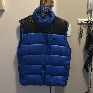 Vintage Nike ACG puffer vest size M. Good condition.
